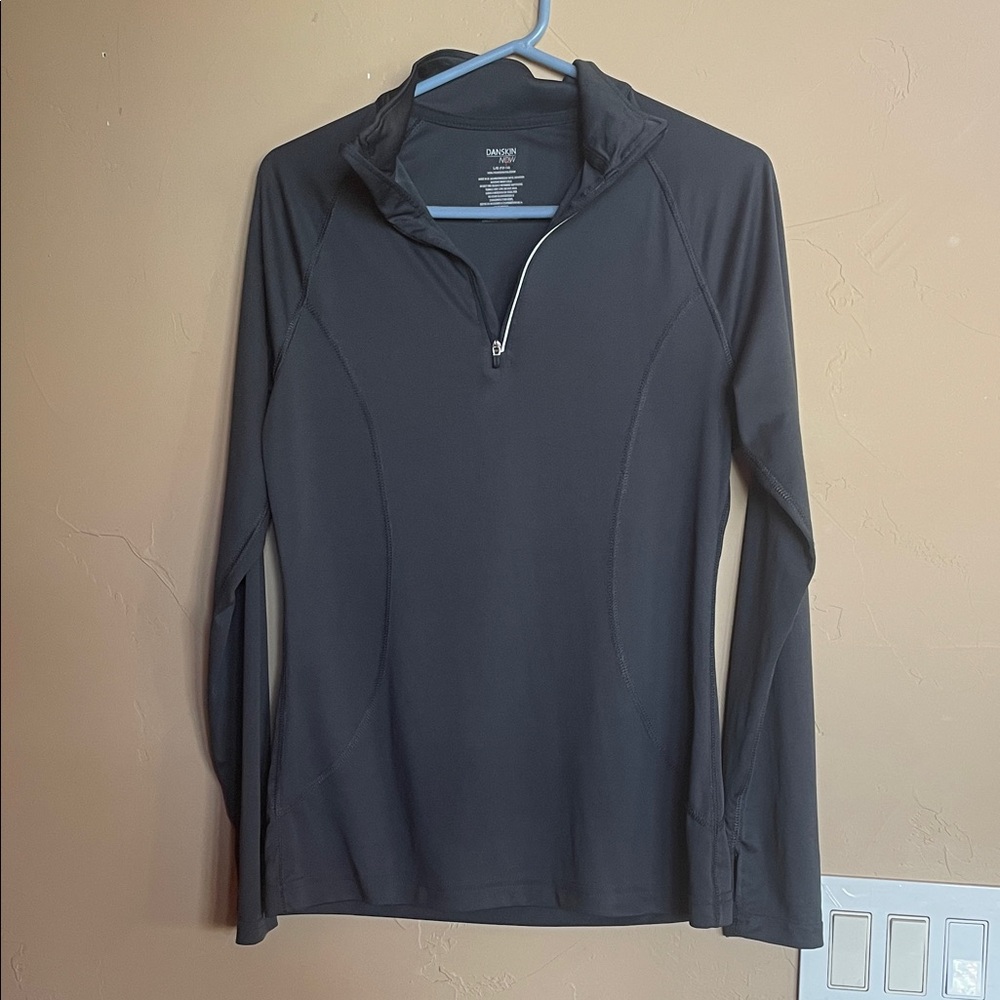 Danskin Black Active Performance Quarter-Zip Long Sleeve Golf and Sports T